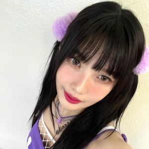 Meet your Posher, Zura